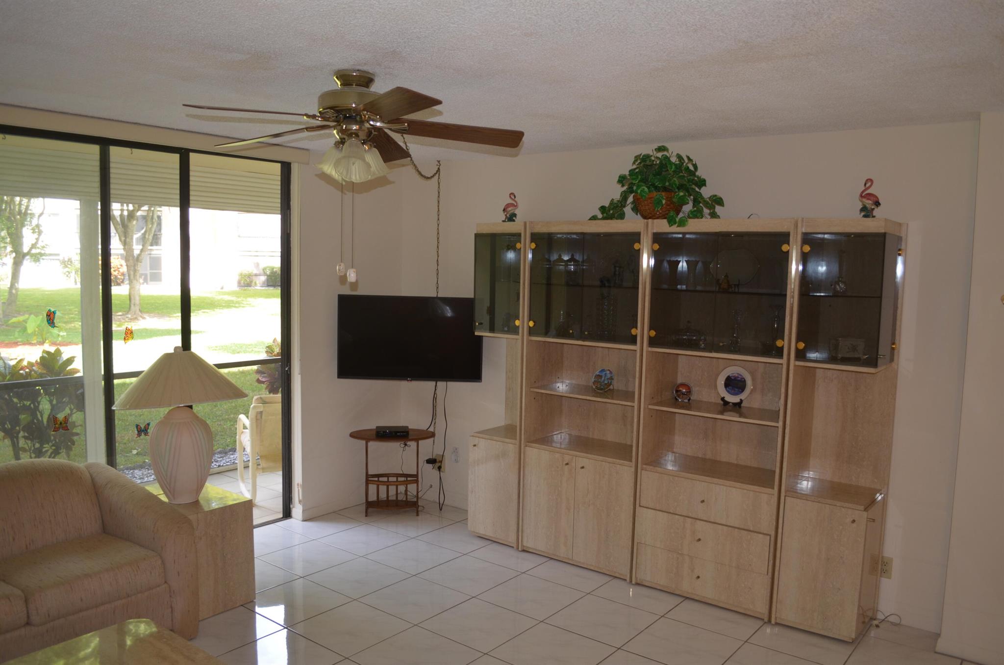 5250 Las Verdes Circle 105