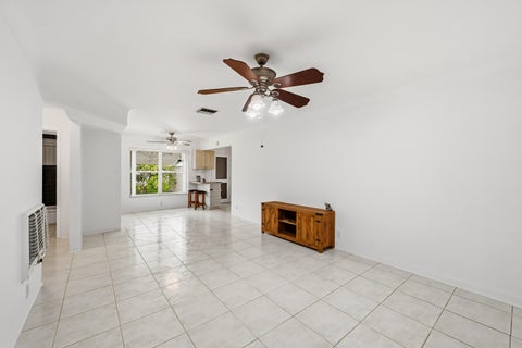 Tiny photo for 1716 N 25th Avenue, Hollywood, FL 33020 (MLS # B26045941)