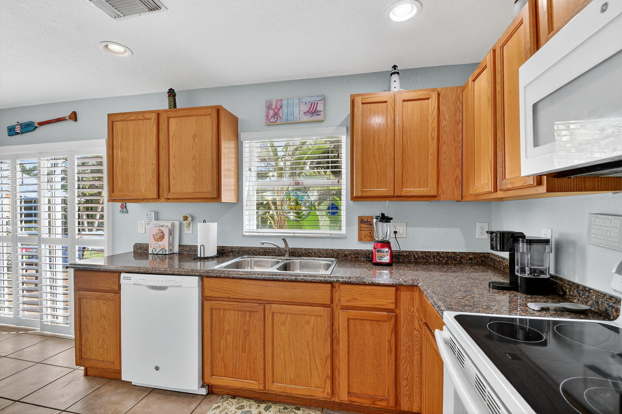 6164 Willoughby Circle