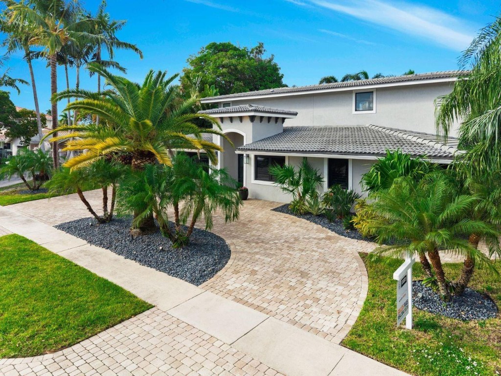 Lighthouse Point - Residential