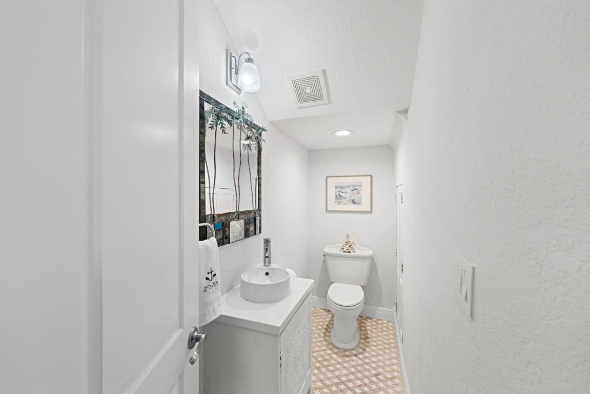 Lighthouse Point - Residential