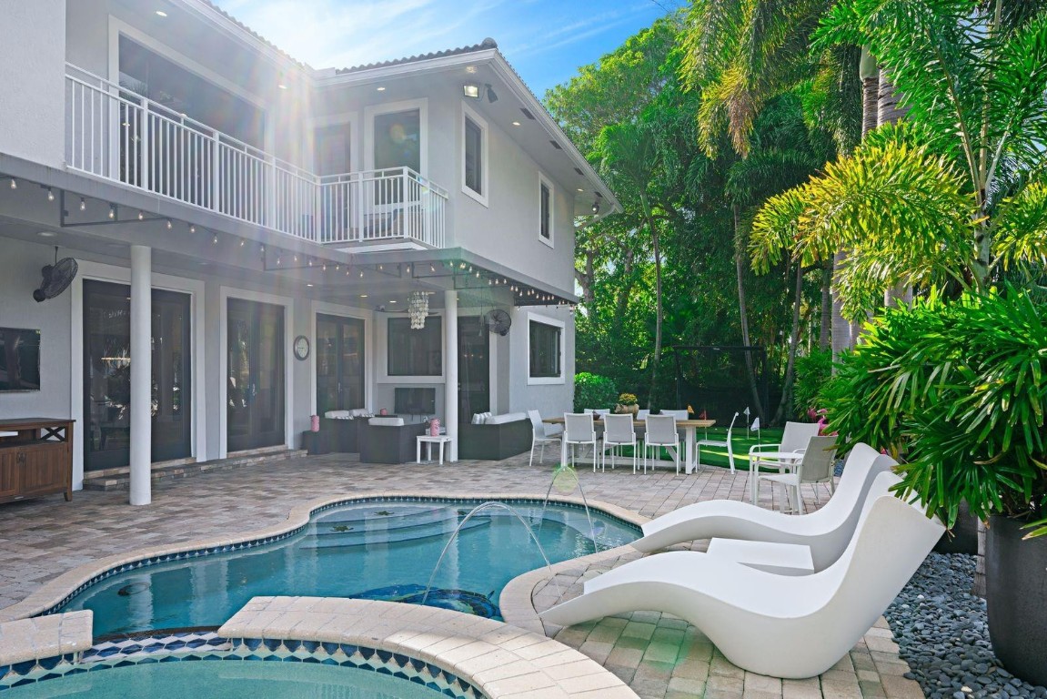 Lighthouse Point - Residential