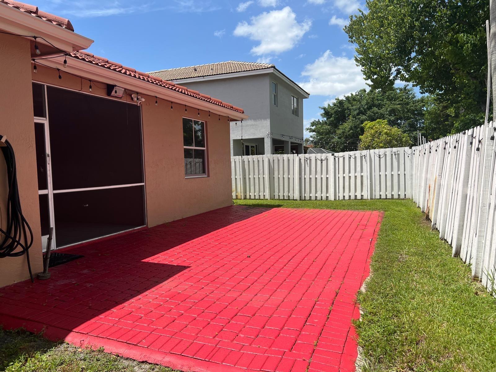 Pod 6 At Monarch Lakes 16 - Residential Lease
