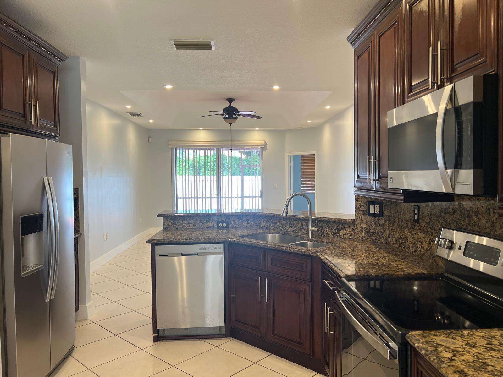 Pod 6 At Monarch Lakes 16 - Residential Lease