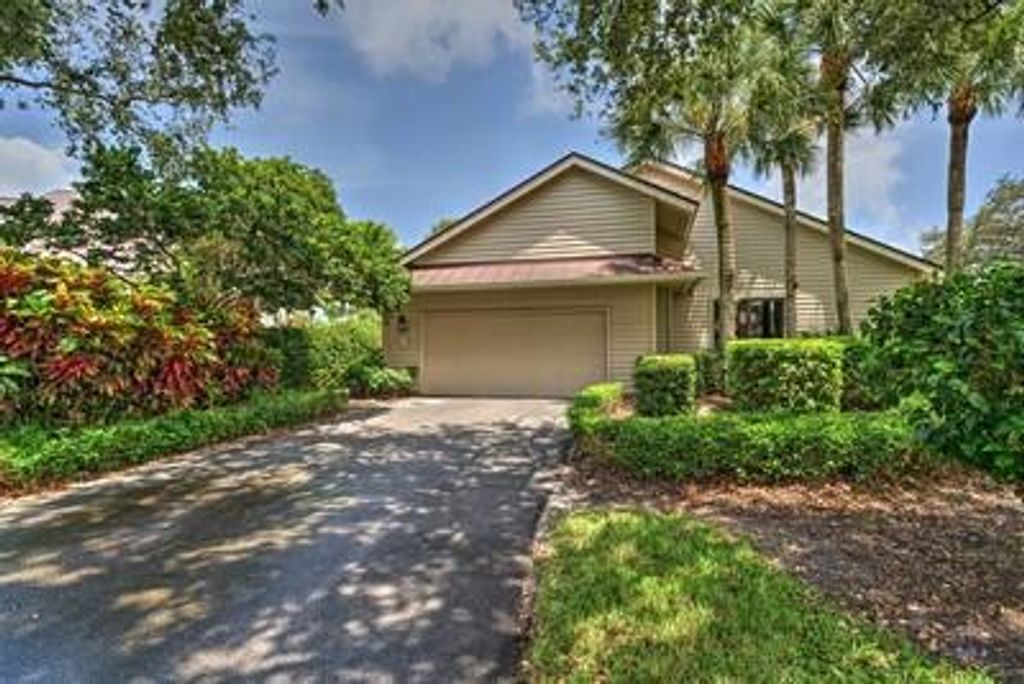 Photo of 5061 SE Brandywine Way, Stuart, FL 34997 (MLS # R10760586)