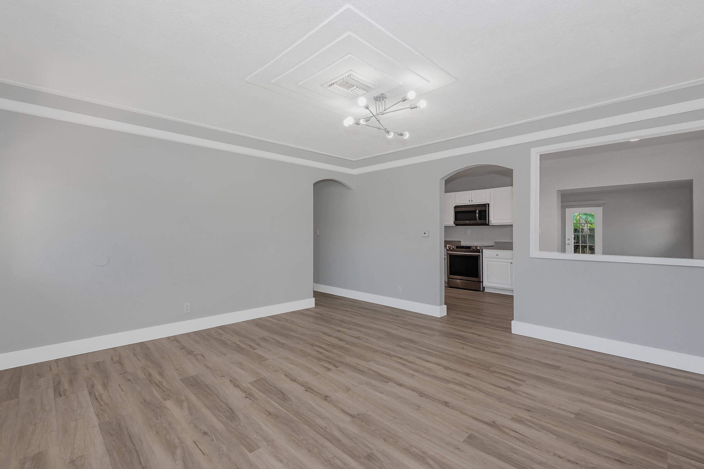 6720 SW 17TH Street