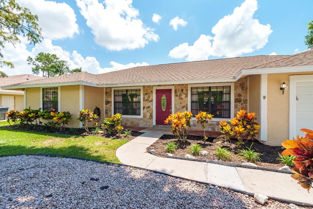 Photo of 14608 Paddock Drive, Wellington, FL 33414 (MLS # R10872553)