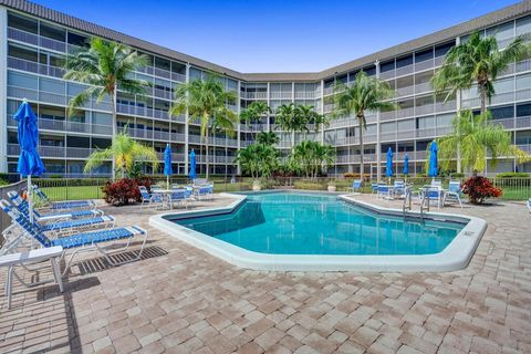 A home in Deerfield Beach