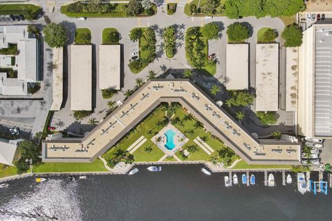 A home in Deerfield Beach