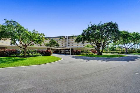 A home in Deerfield Beach