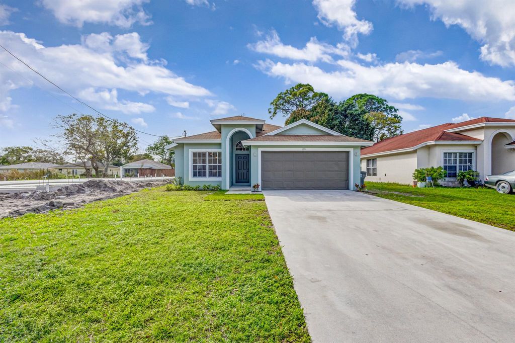 Photo of 6816 3rd Street, Jupiter, FL 33458 (MLS # R10953871)