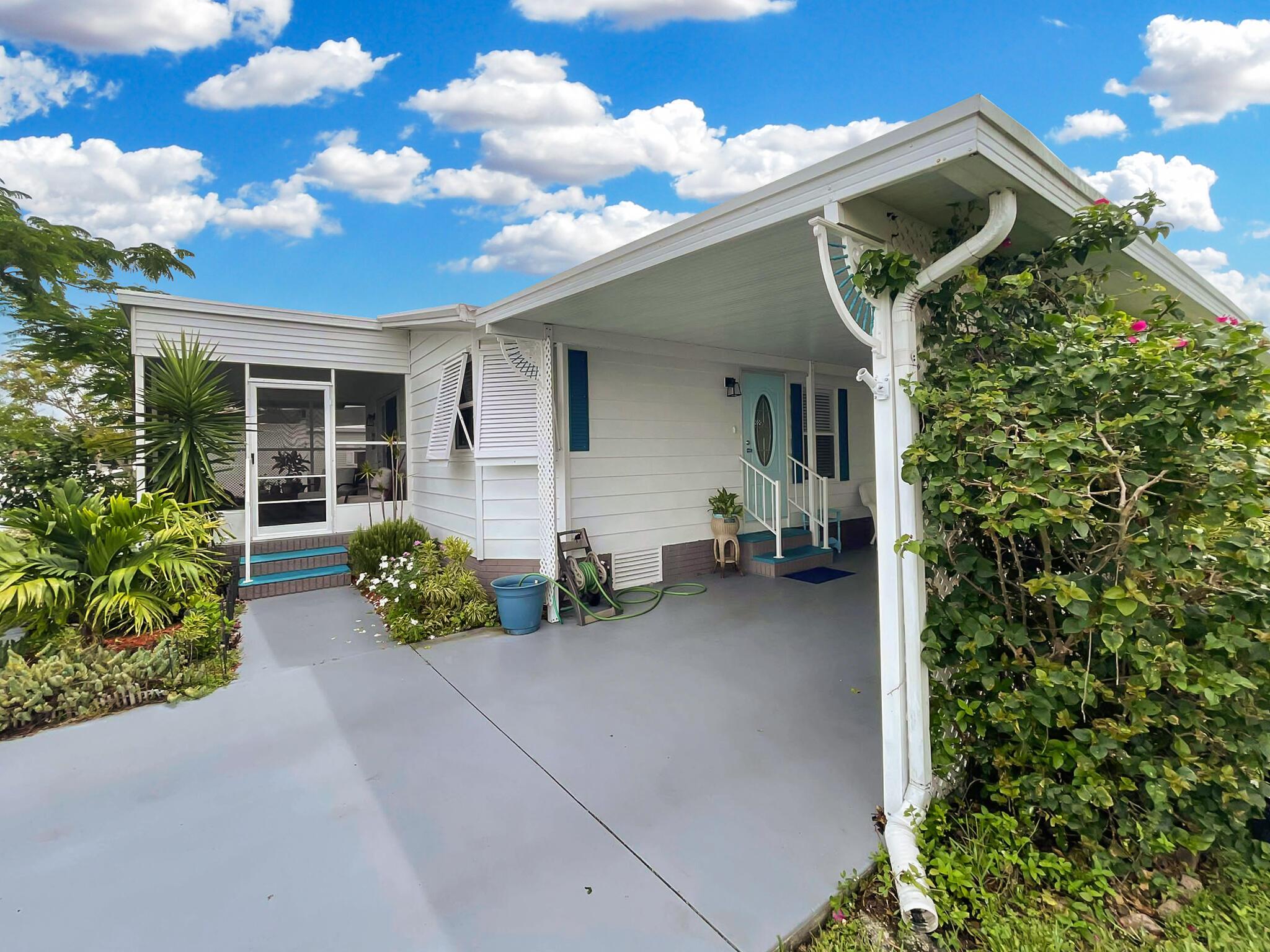 1633 SW 35th Circle