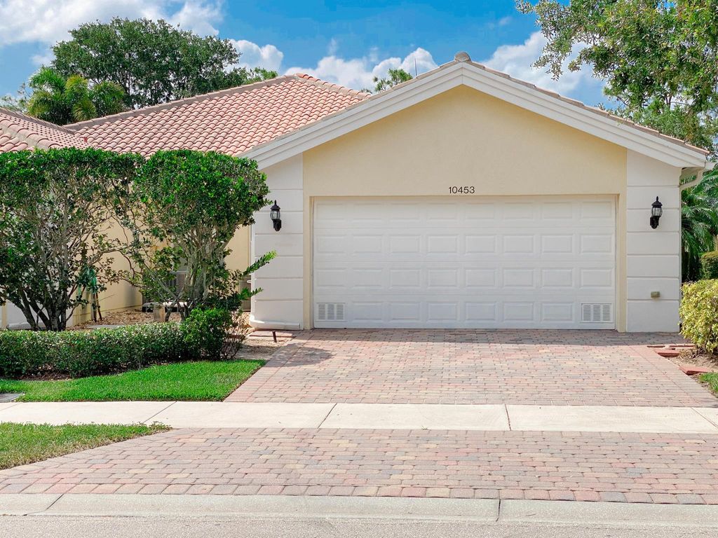 Photo of 10453 SW Stratton Drive, Port Saint Lucie, FL 34987 (MLS # R11093566)