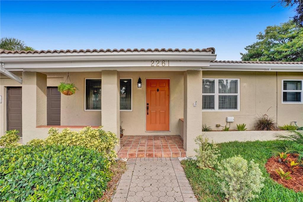 Photo of 2261 SE 13th St, Pompano Beach, FL 33062 (MLS # F10313358)