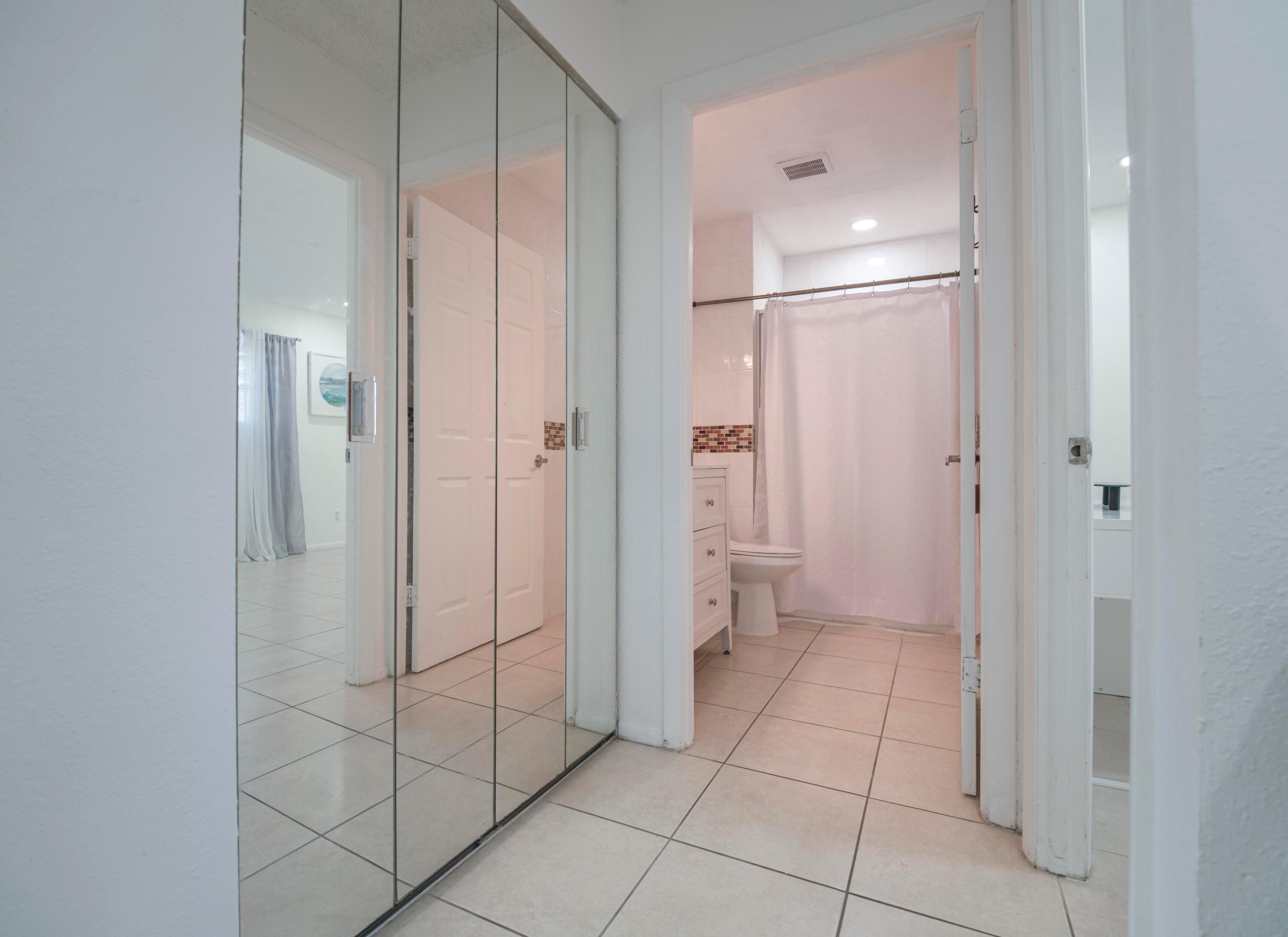 GOLDEN LAKES VILLAGE COND 1 THRU 13-A - Residential Lease