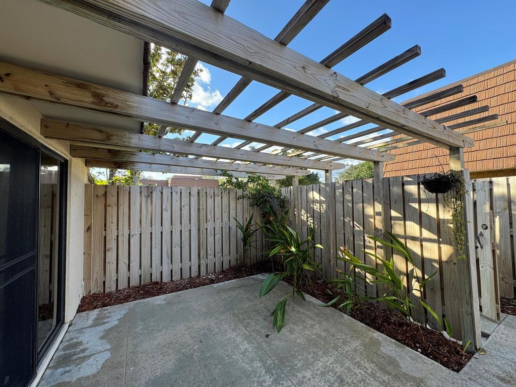 Photo of 1620 16th Lane, Palm Beach Gardens, FL 33418 (MLS # R11129653)