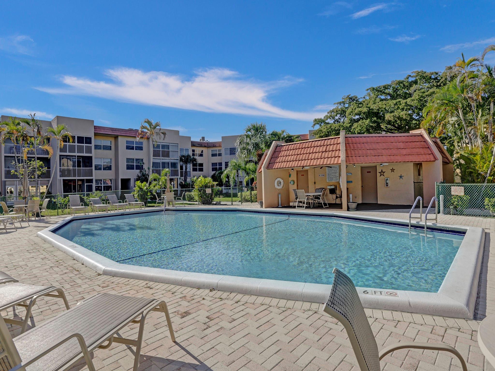 Royal Park Gardens - Residential
