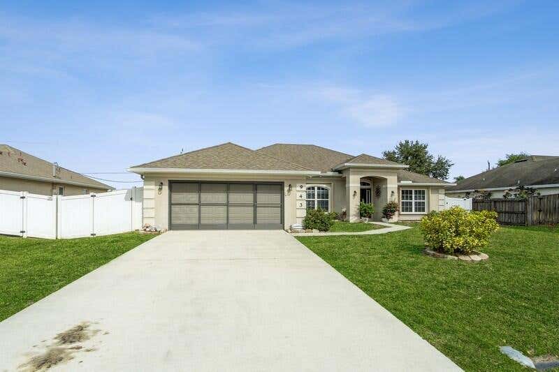 Photo of 943 SW Connecticut Terrace Ter, Port St Lucie, FL 34953 (MLS # R10782434)