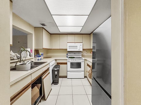 Tiny photo for 65 Deer Creek Road #H206, Deerfield Beach, FL 33442 (MLS # F10556662)