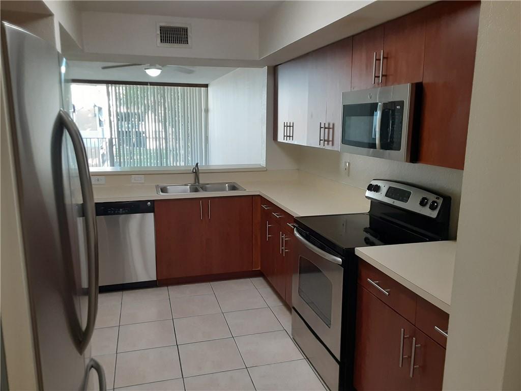 CORAL SPRINGS STATES - Residential