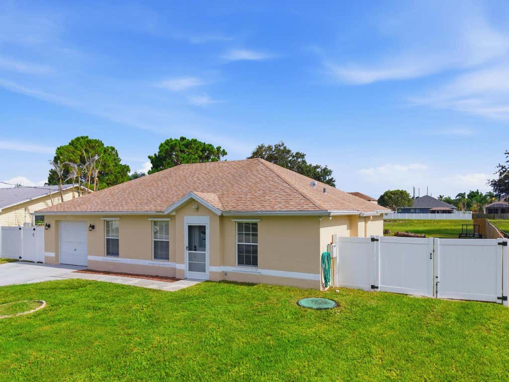 Photo of 5807 NW BURRI Court, Port Saint Lucie, FL 34986 (MLS # B26059360)