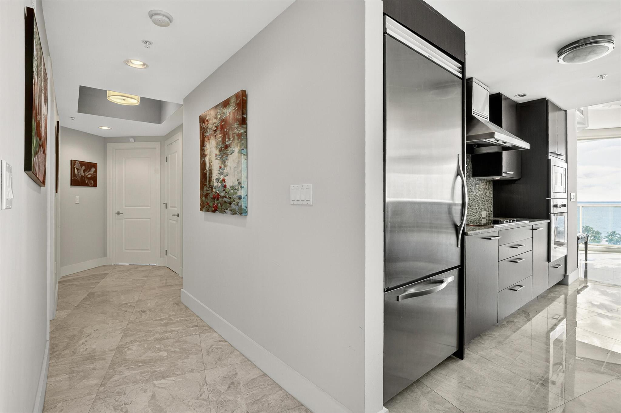 PLAZA AT OCEANSIDE (THE) - Residential