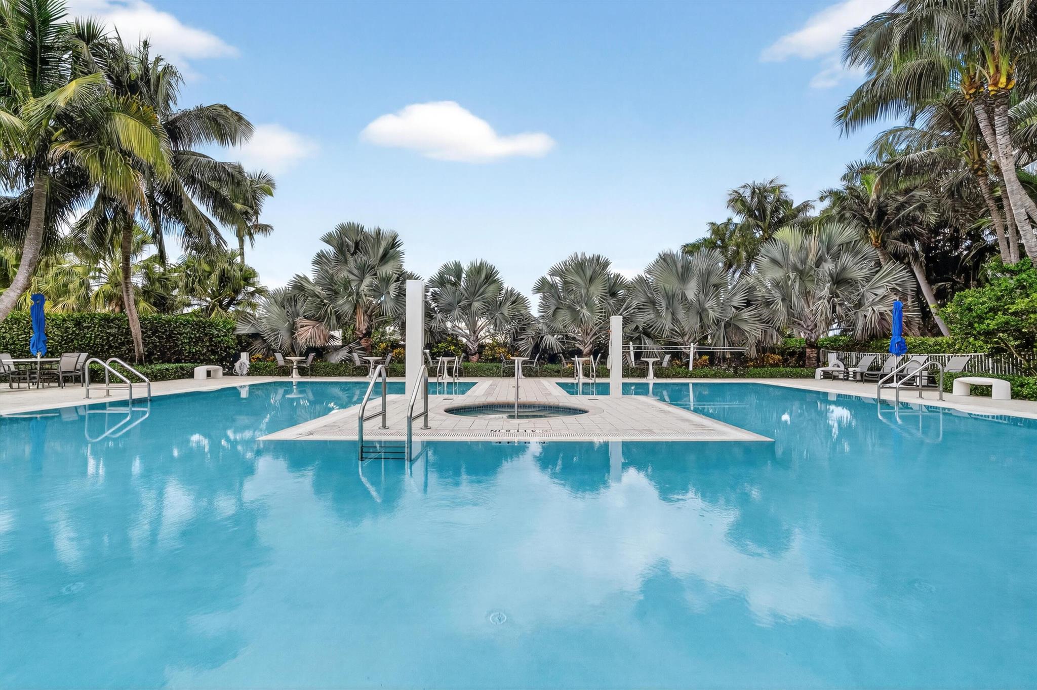 PLAZA AT OCEANSIDE (THE) - Residential