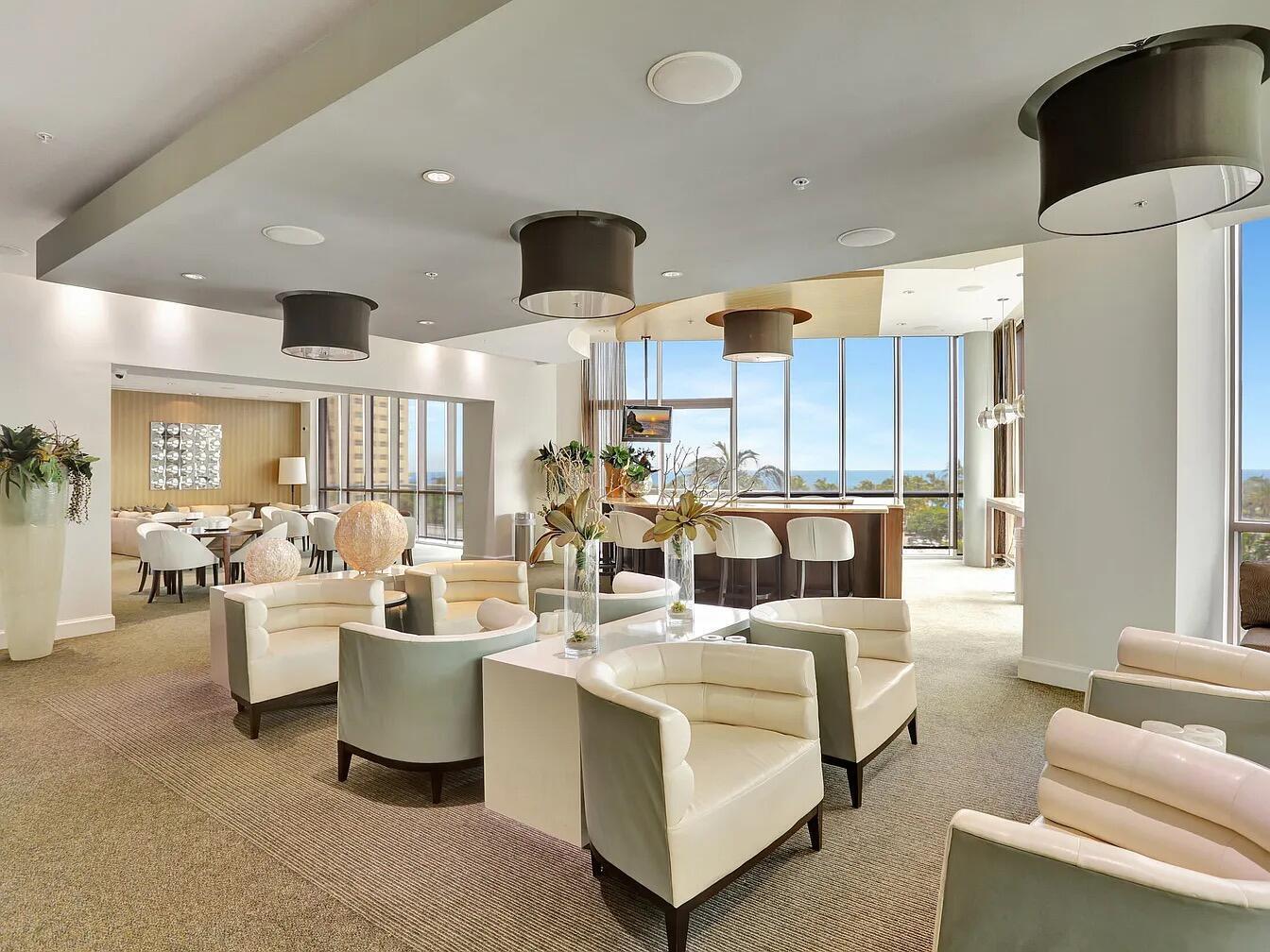 PLAZA AT OCEANSIDE (THE) - Residential