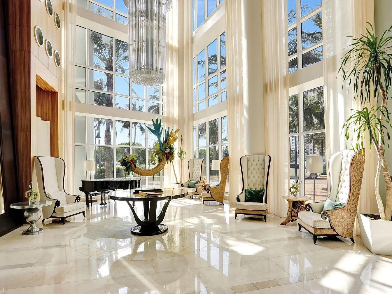 PLAZA AT OCEANSIDE (THE) - Residential