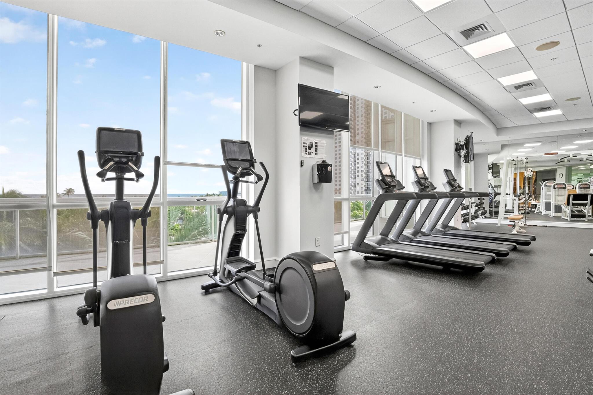 PLAZA AT OCEANSIDE (THE) - Residential