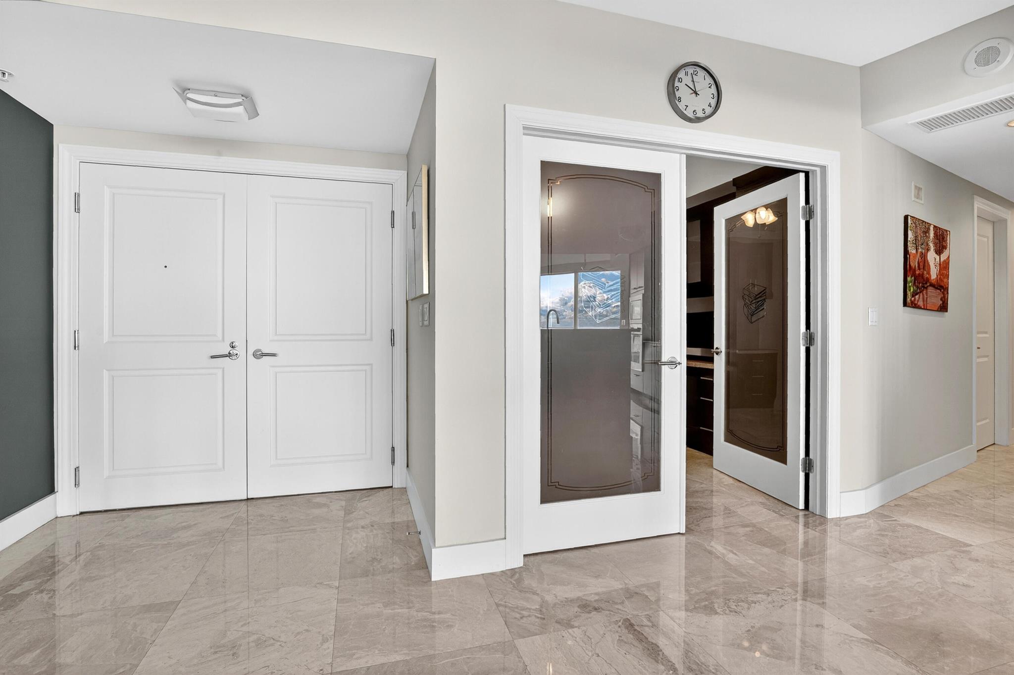 PLAZA AT OCEANSIDE (THE) - Residential