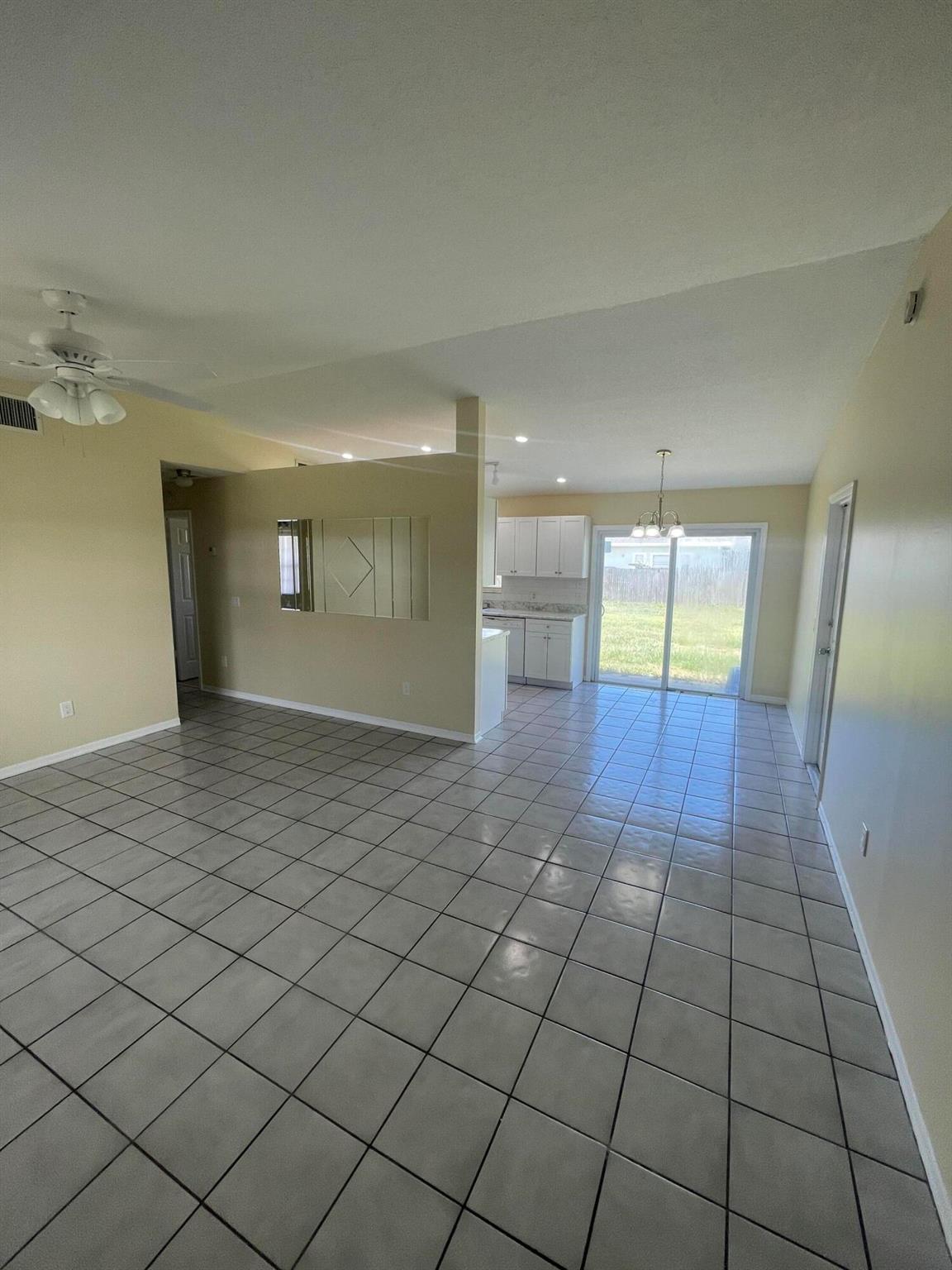PORT ST LUCIE SECTION 9 - Residential Lease