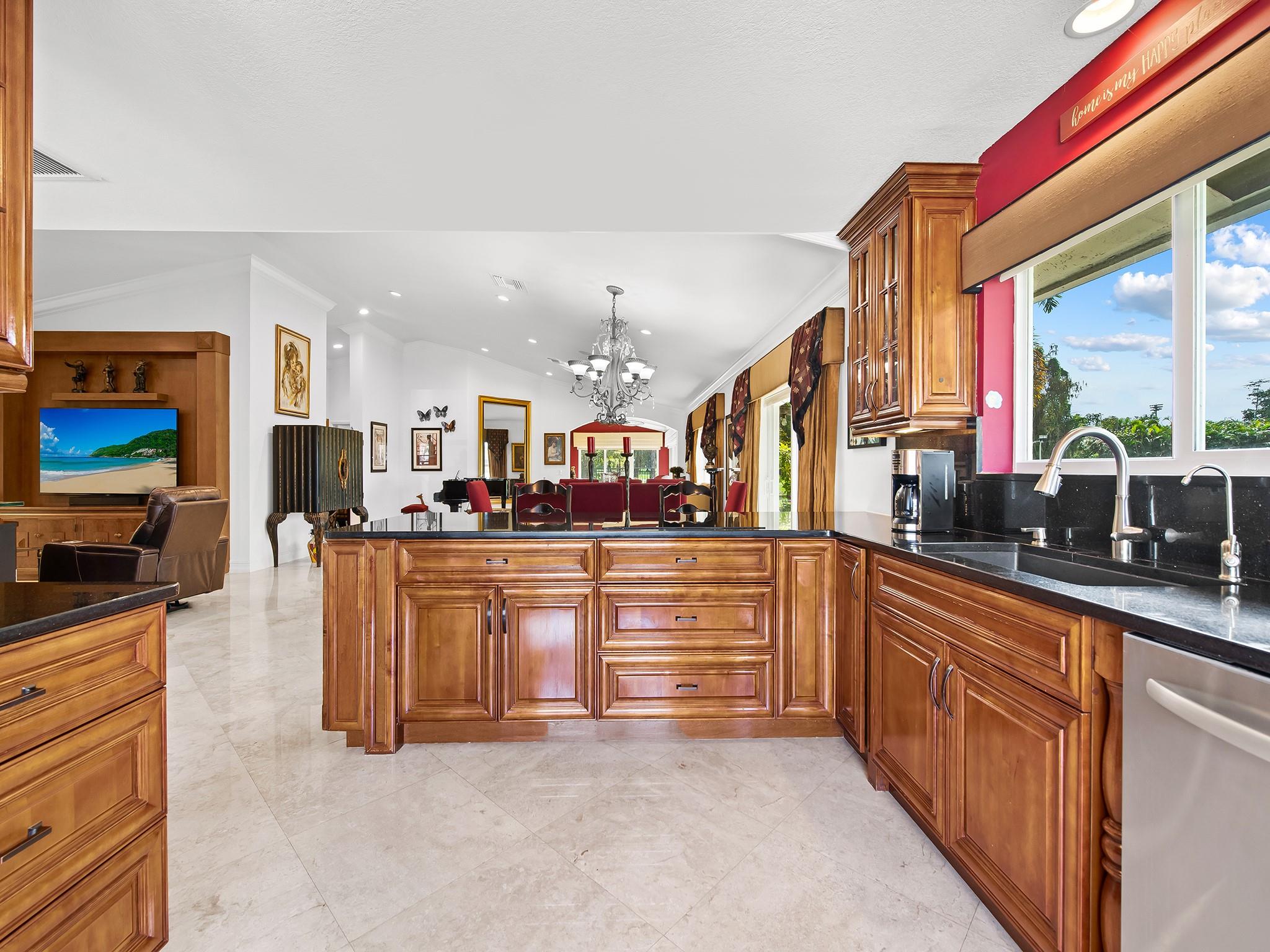 10984 Highland Circle