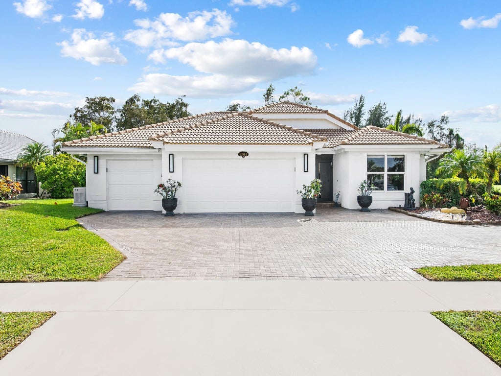 Photo of 10984 Highland Circle, Boca Raton, FL 33428 (MLS # F10472023)