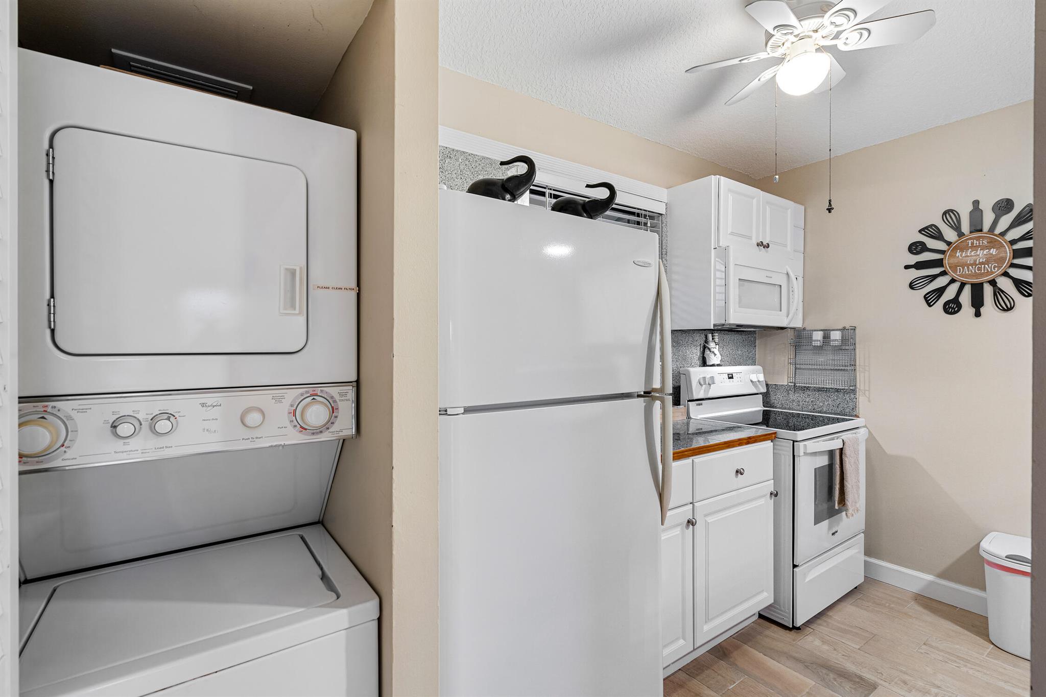 PGA CLUB COTTAGESCLUB COT - Residential Lease