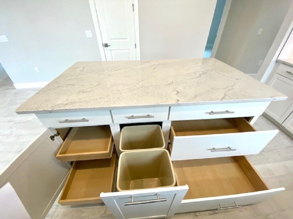 COSTA POINTE - Residential