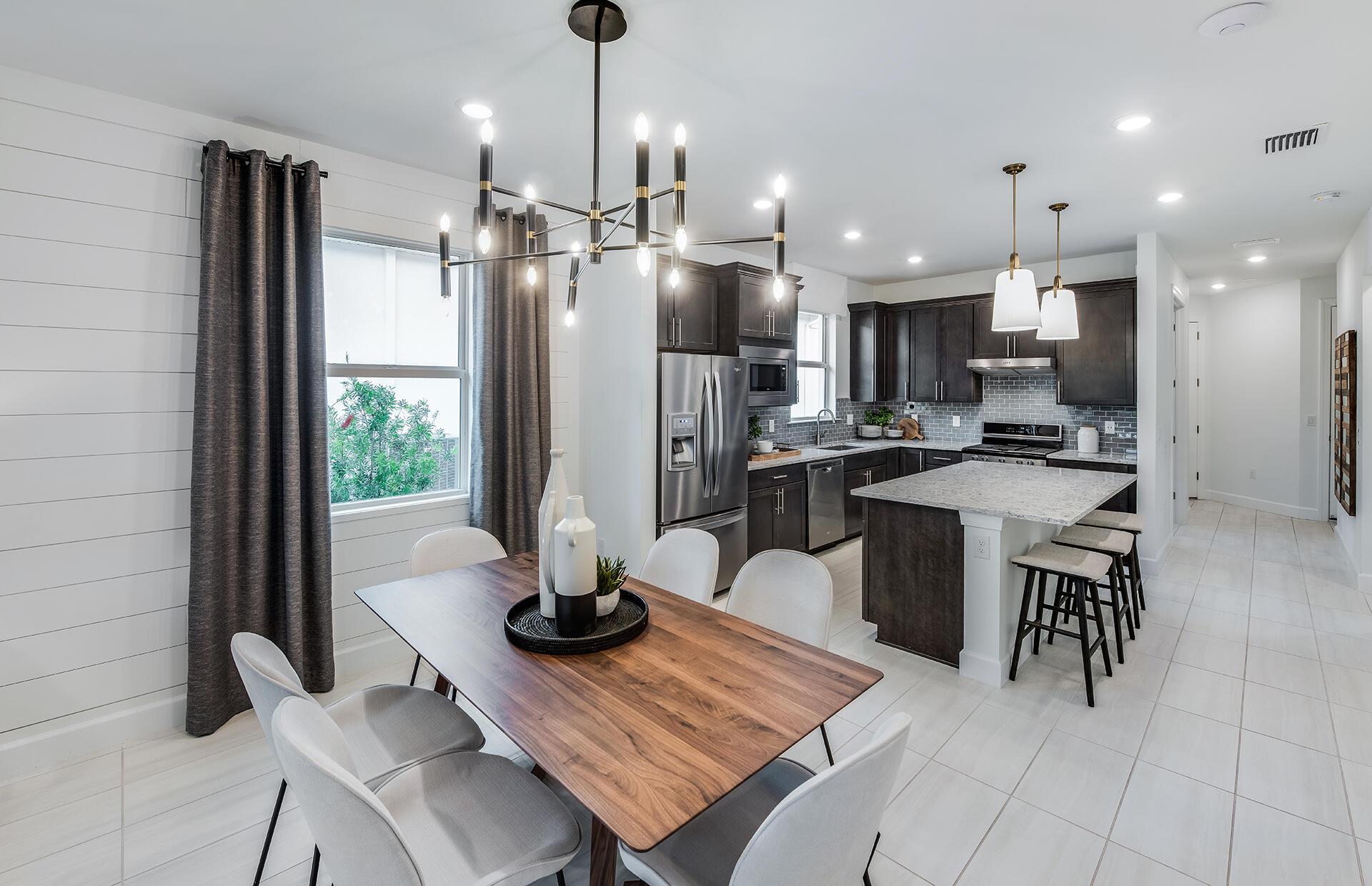 COSTA POINTE - Residential