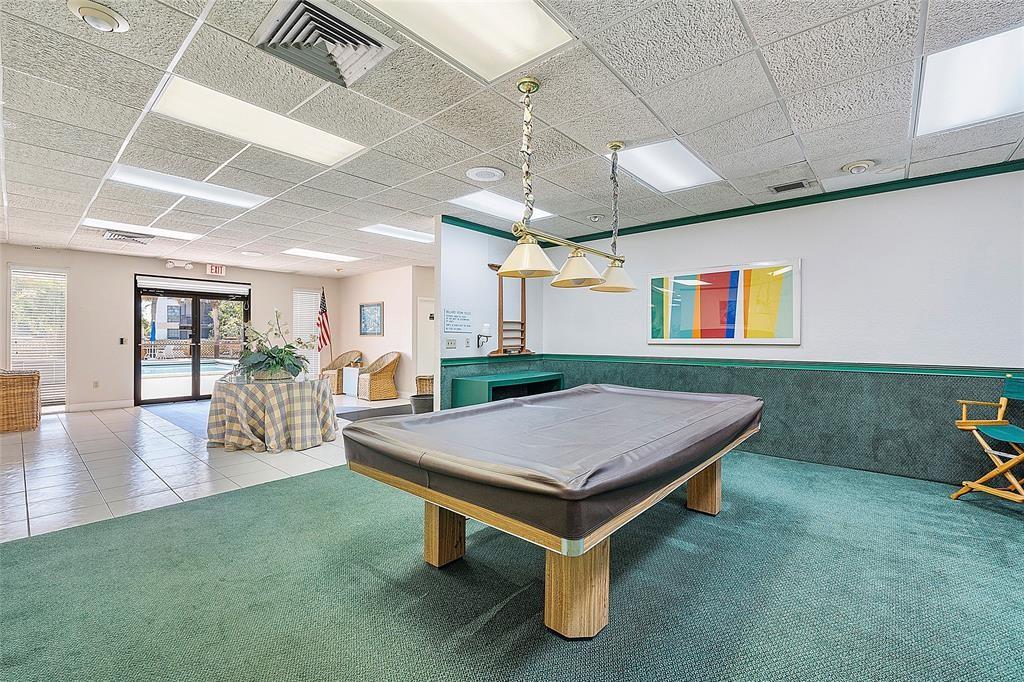 INVERWOOD CONDO - Residential