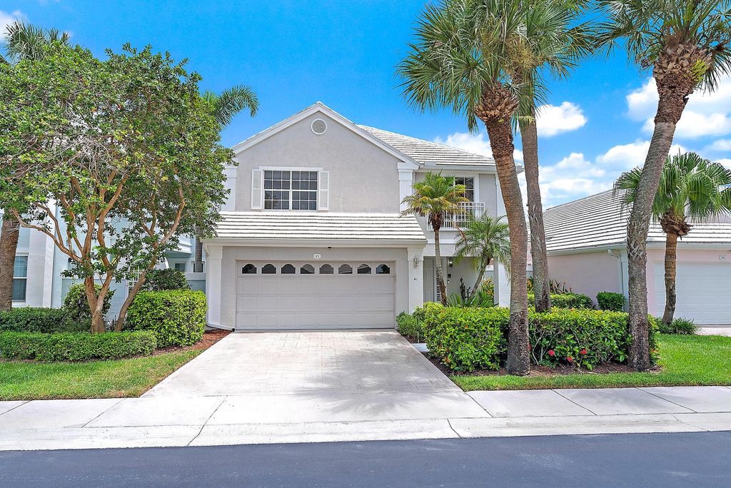 Photo of 41 Windsor Lane, Palm Beach Gardens, FL 33418 (MLS # R11118895)