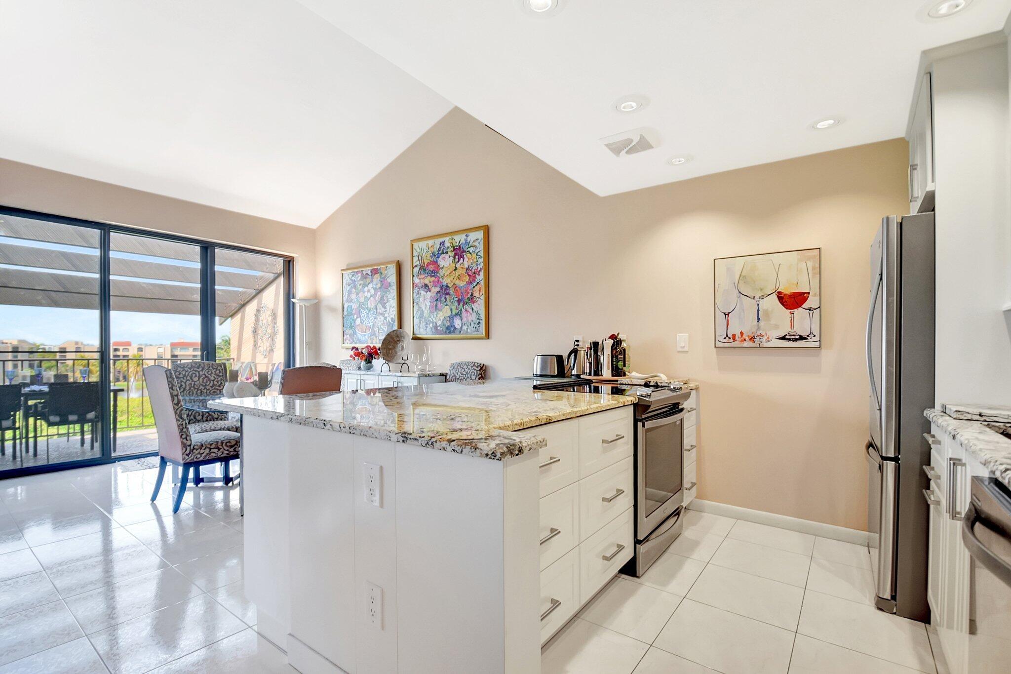 LAVERS DELRAY RACQUET CLU - Residential Lease