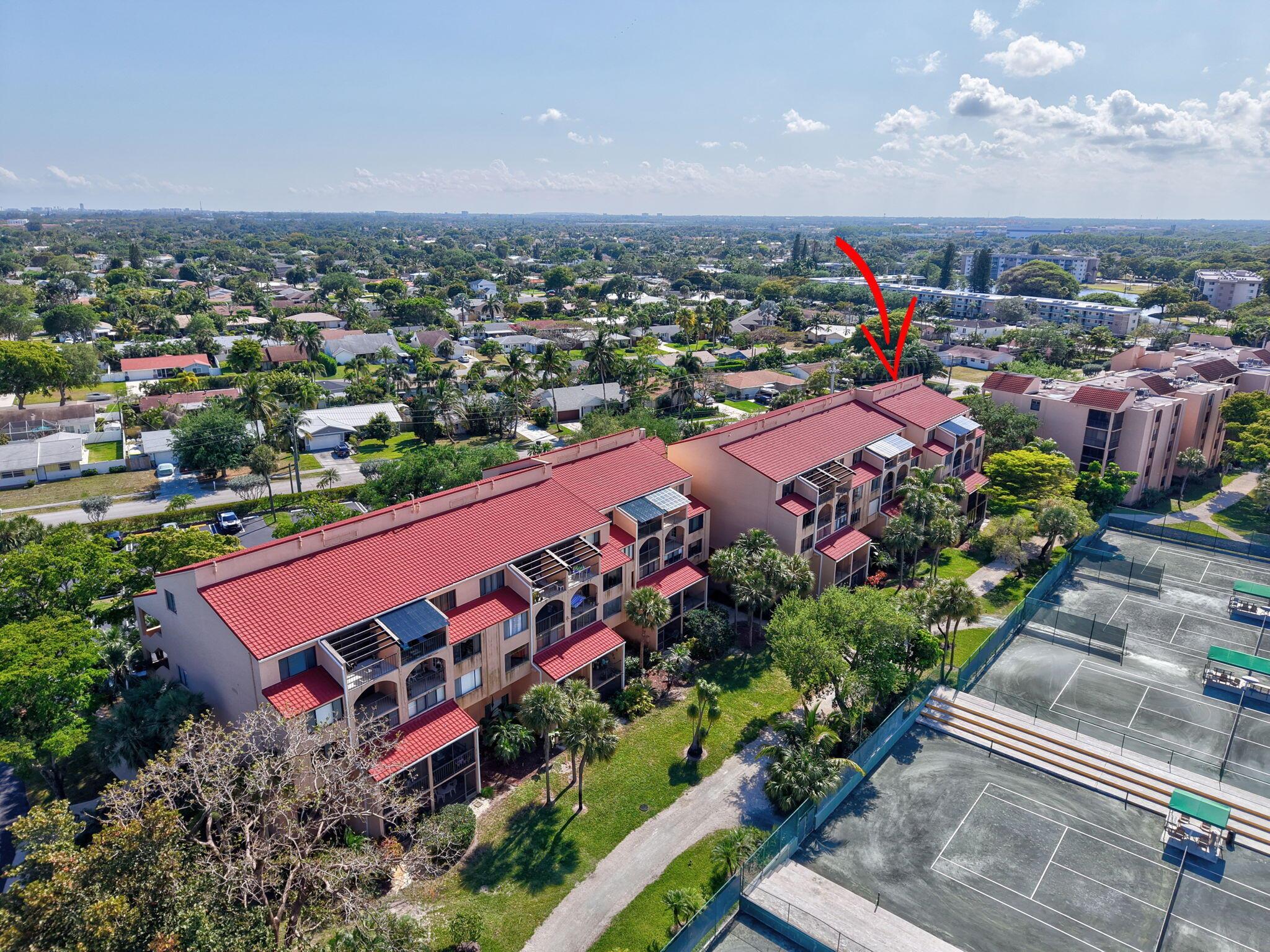 LAVERS DELRAY RACQUET CLU - Residential Lease