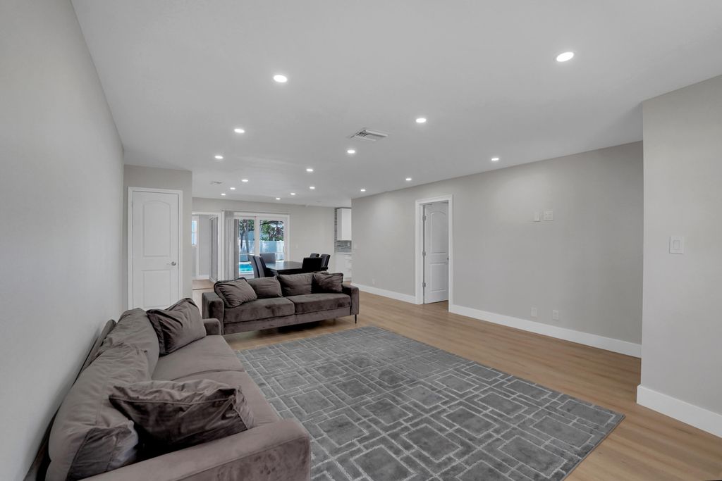 Photo of 600 NW 12th Avenue, Boca Raton, FL 33486 (MLS # B26026973)