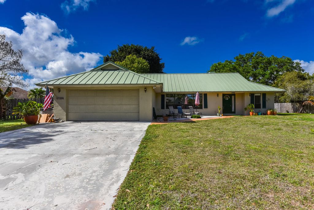 Photo of 3391 SW Hickory Place, Palm City, FL 34990 (MLS # R10778425)