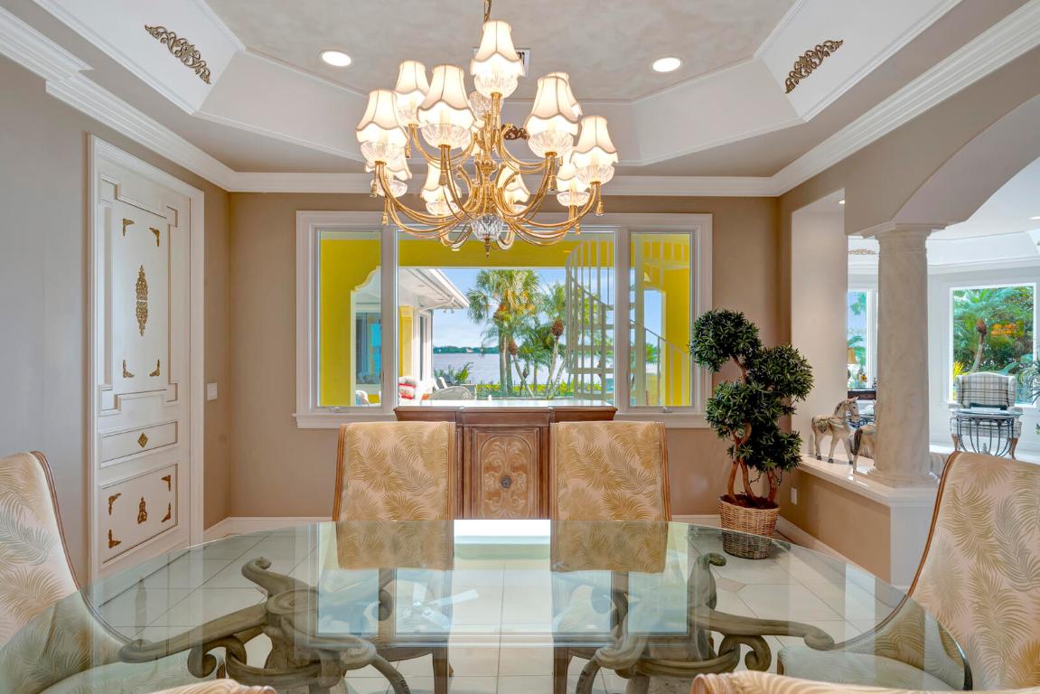5200 Saint Andrews Island Drive, Vero Beach, FL, 32967/$4,300,000 4 5200 Saint Andrews Island Drive