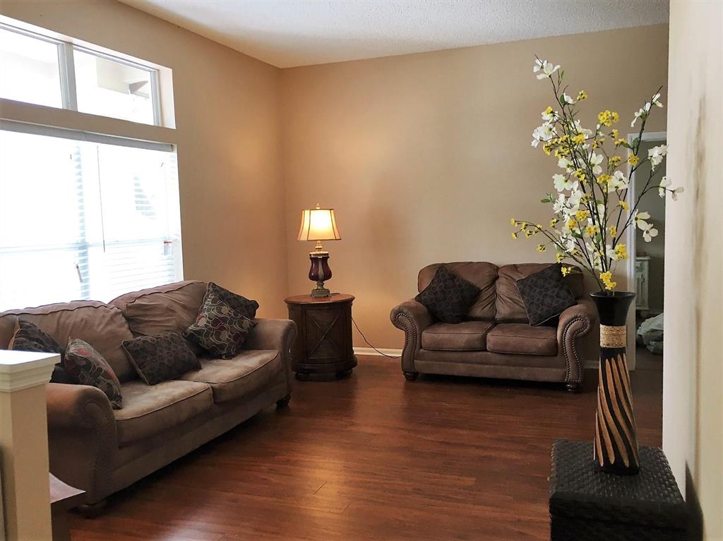 GREENVIEW SHORES 2 OF WEL - Residential Lease