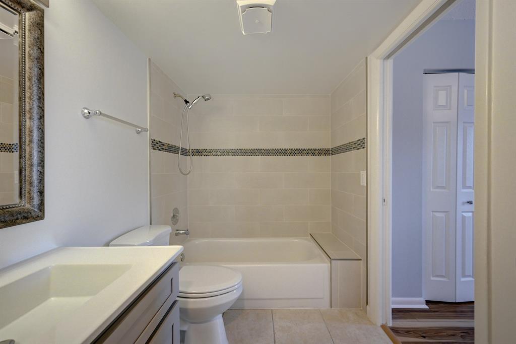 RIVER KEY CONDO - Residential Lease