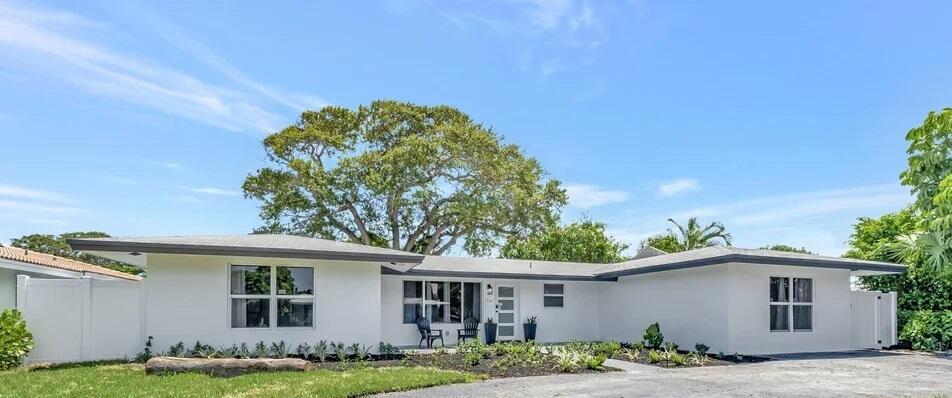 Welcome home to this beautifully remodeled home on a dead end street in the highly sought after lighthouse point neighborhood. Home boasts 3 large bedrooms with oversized closets and walk in closets. Each bedroom has its own bathroom, Full size washer and dryer laundry room, Large living area,. Home has a fully fenced yard. Located in a prime location which places you minutes from many beaches, great restaurants, and shopping,