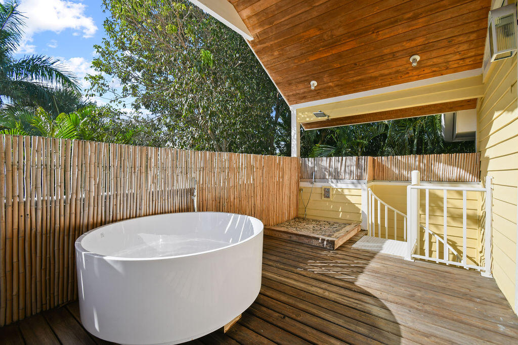 PALM HARBOR - Residential