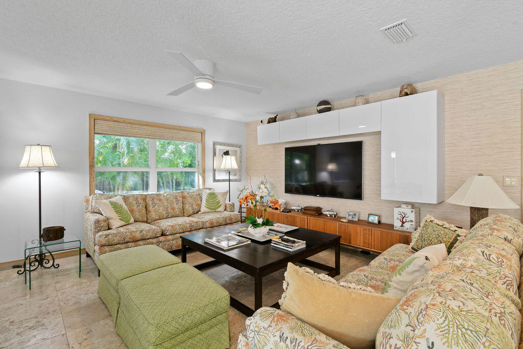 PALM HARBOR - Residential