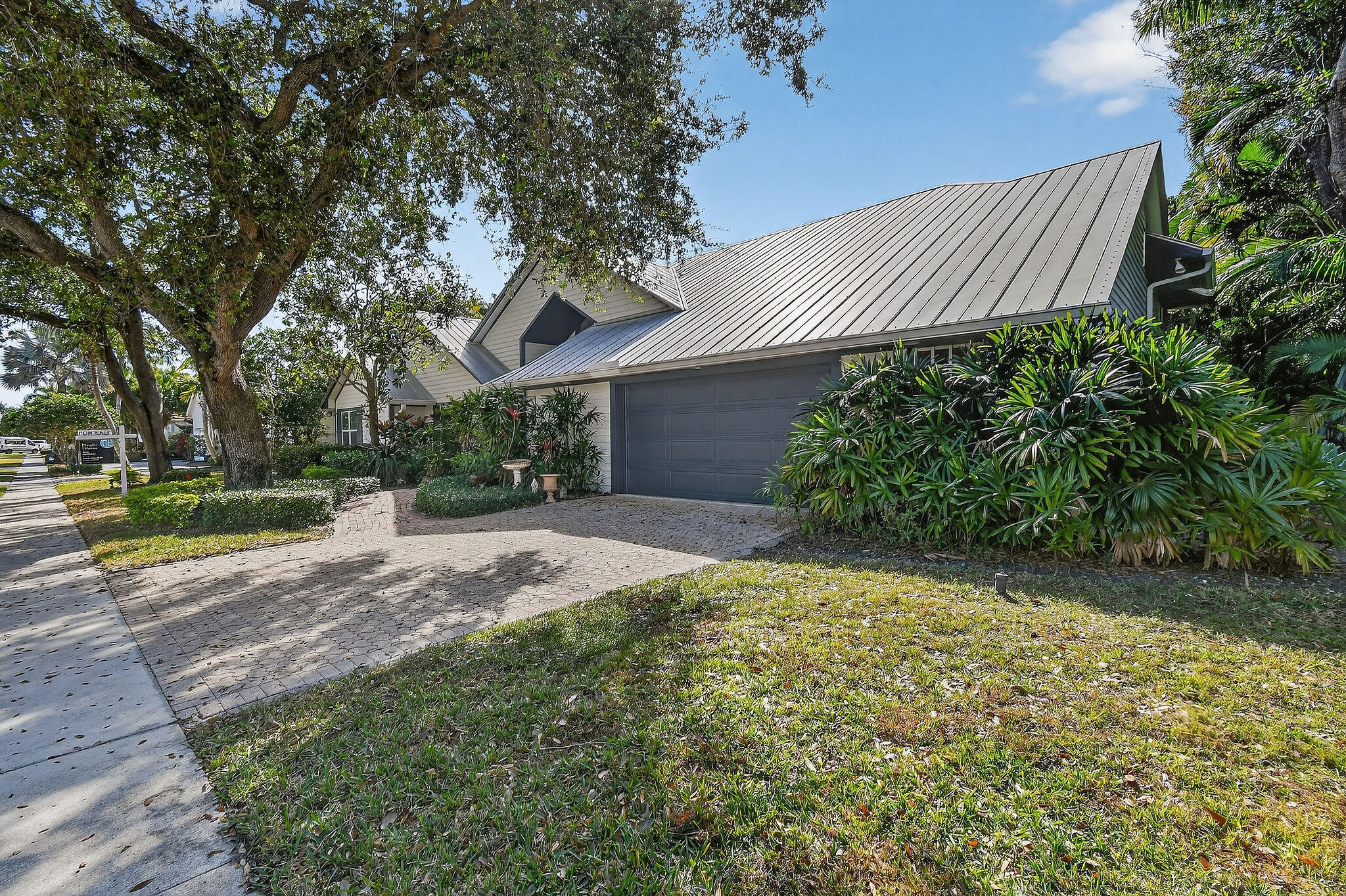PALM HARBOR - Residential